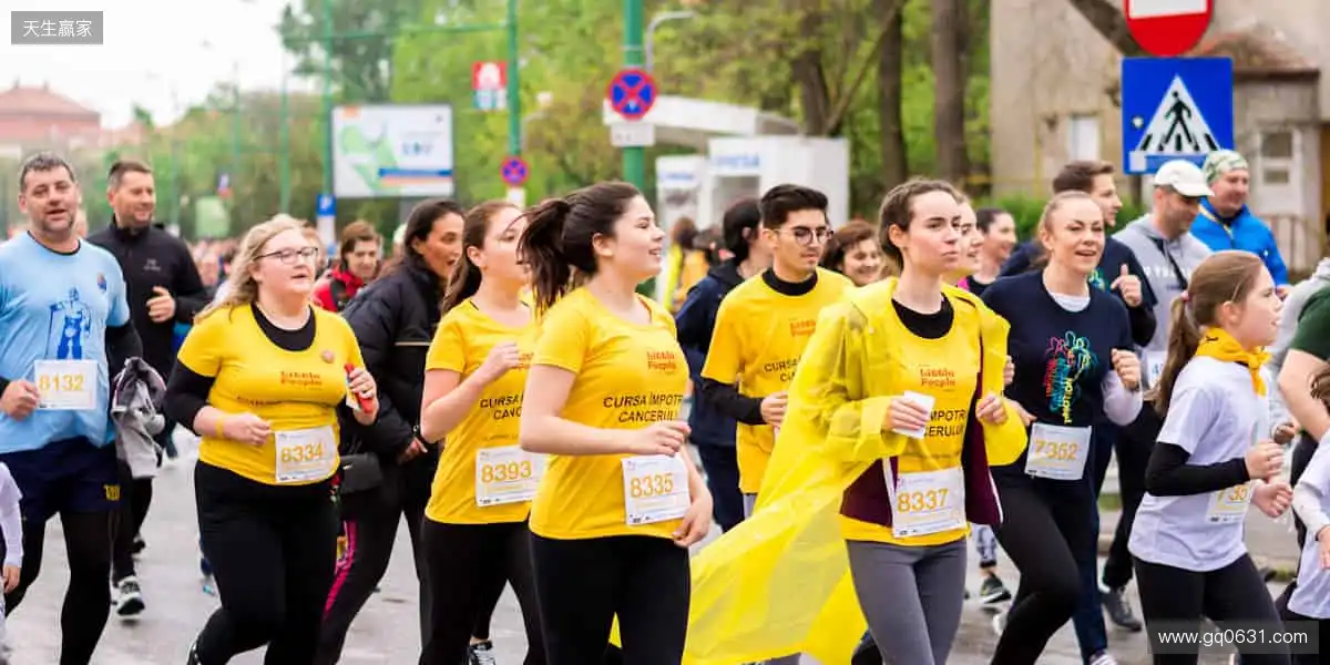 🏅 球星同款，触手可及！收藏限量周边，留住热血记忆🎁